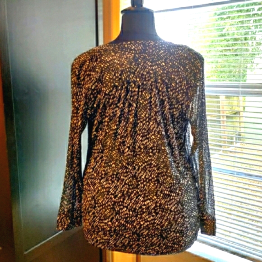 NWT Semi-Sheer Blouse by Alfani. The Long Sleeves are Sheer. Size XL - Picture 9 of 13